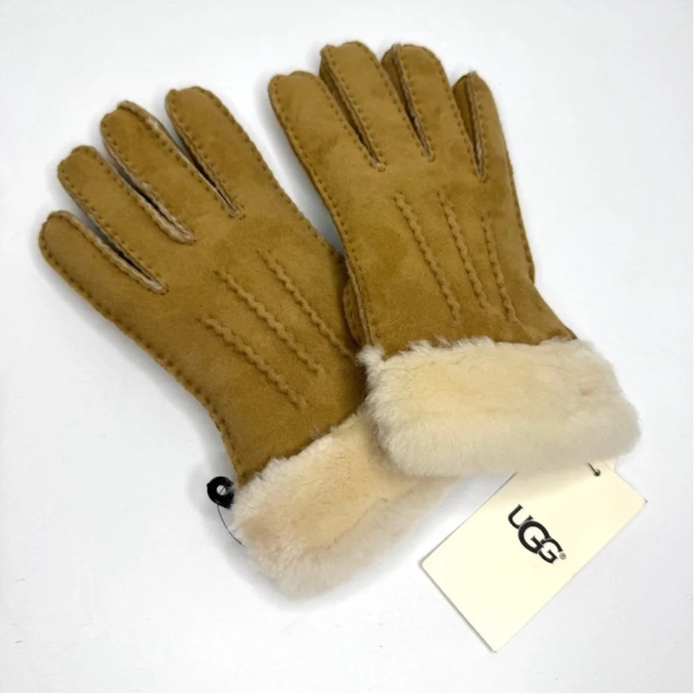 UGG Exposed Sheepskin Gloves NEW Hand Sewn In Chestnut Size L/M Tan